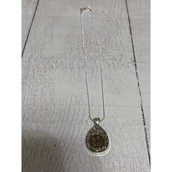 Four Piece Hair And Jewelry Accessory Gift Set - Picture 7 of 10